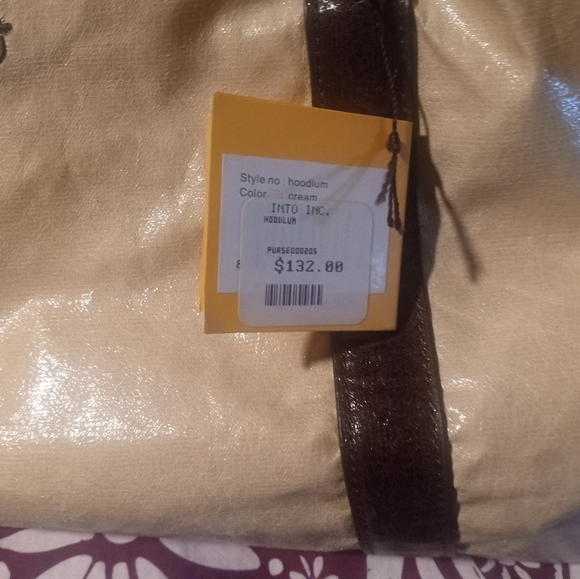 Matt & Nat Tote Bag - Picture 2 of 6